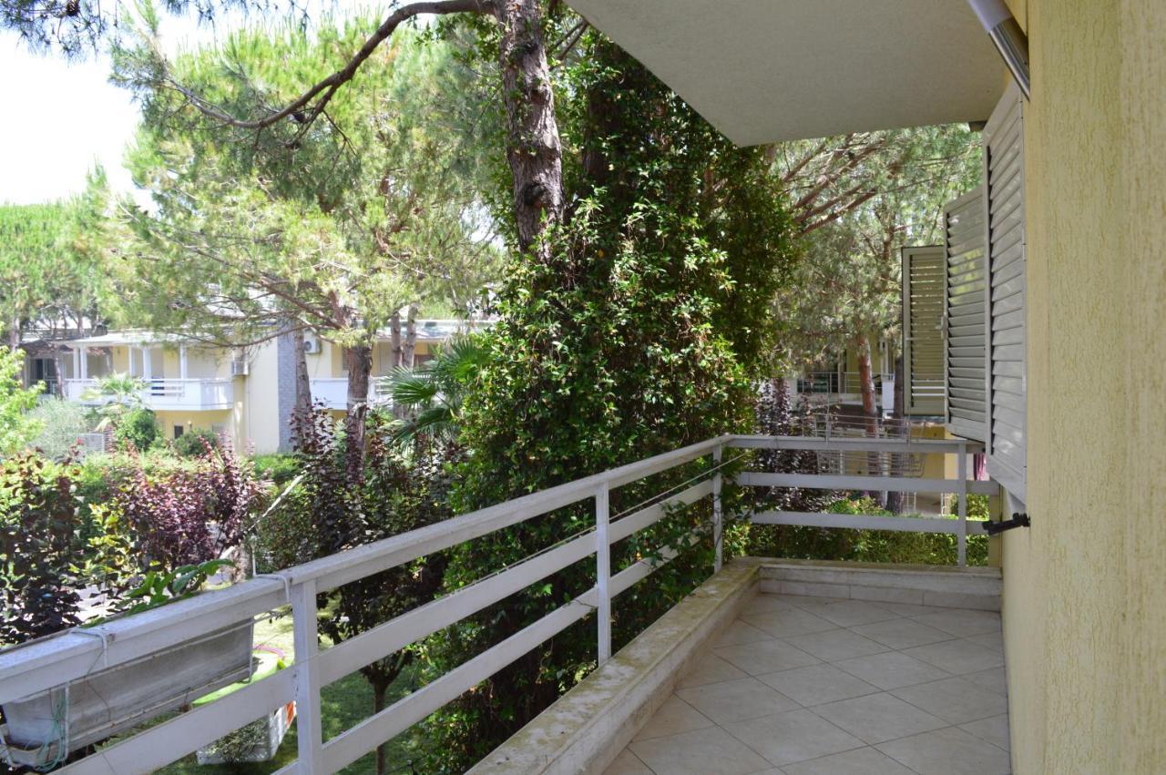 Villa A Cozy Duplex In The Lalzi Bay Durrës Exterior foto